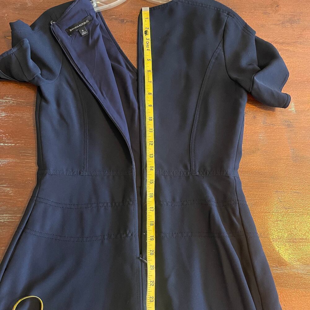 Banana Republic Women's Fit & Flare Classic Knee Length Navy Dress Size 6 - Picture 7 of 8